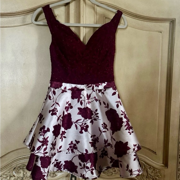 B Darlin Party Dress - Picture 3 of 3